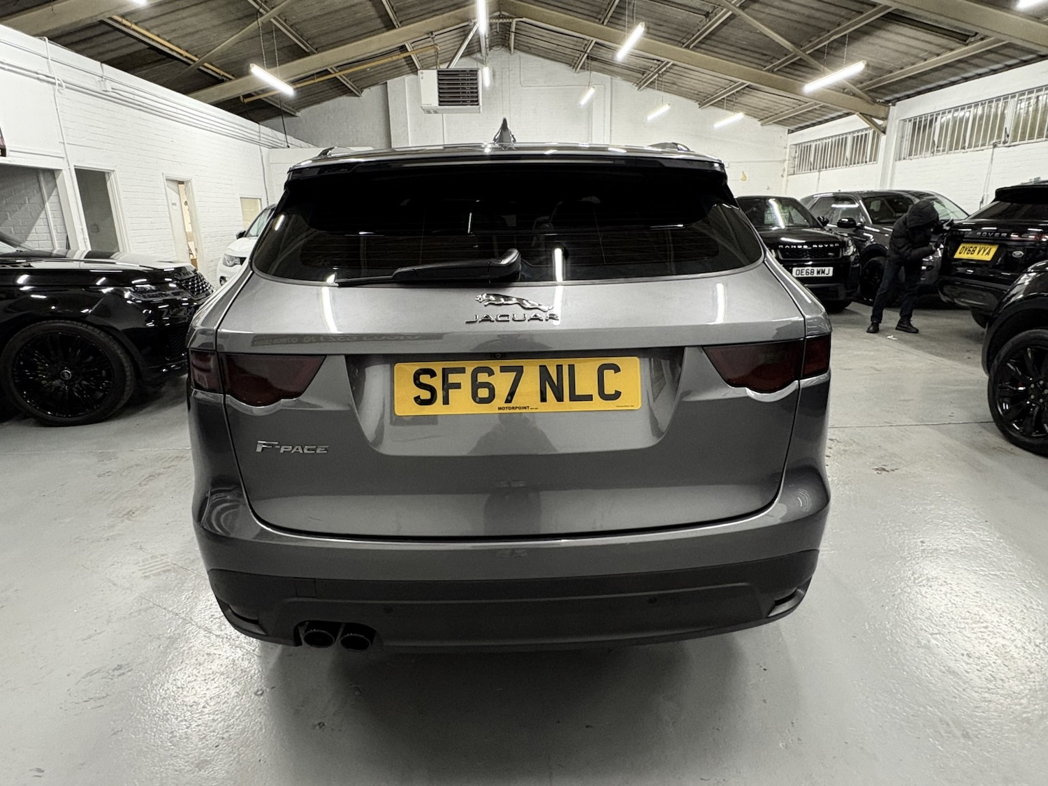 Used Jaguar F-Pace 2017 for sale - 77028041: Photo 10