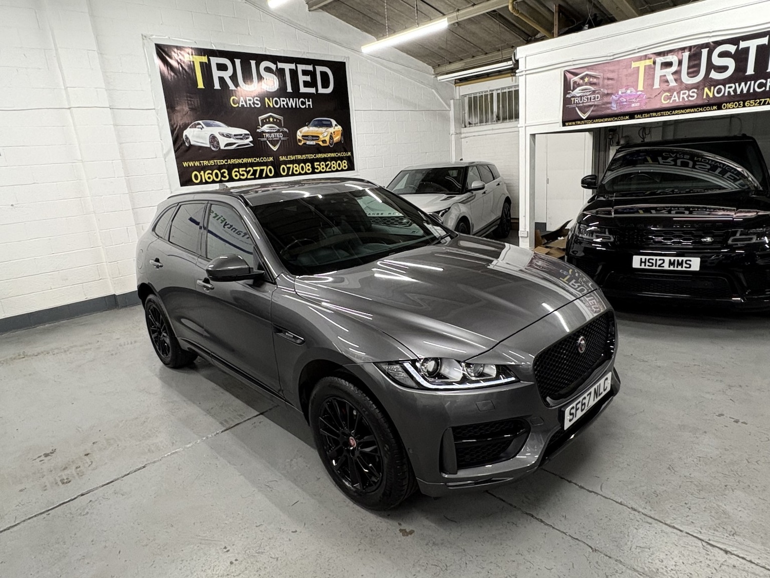 Used Jaguar F-Pace 2017 for sale - 77028041: Photo 13