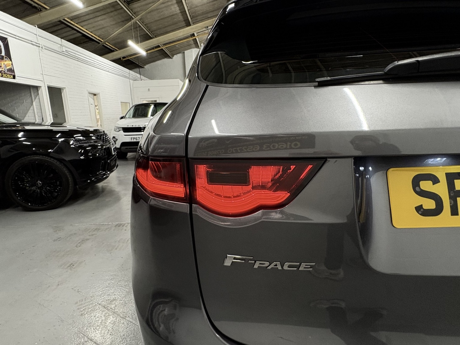 Used Jaguar F-Pace 2017 for sale - 77028041: Photo 17