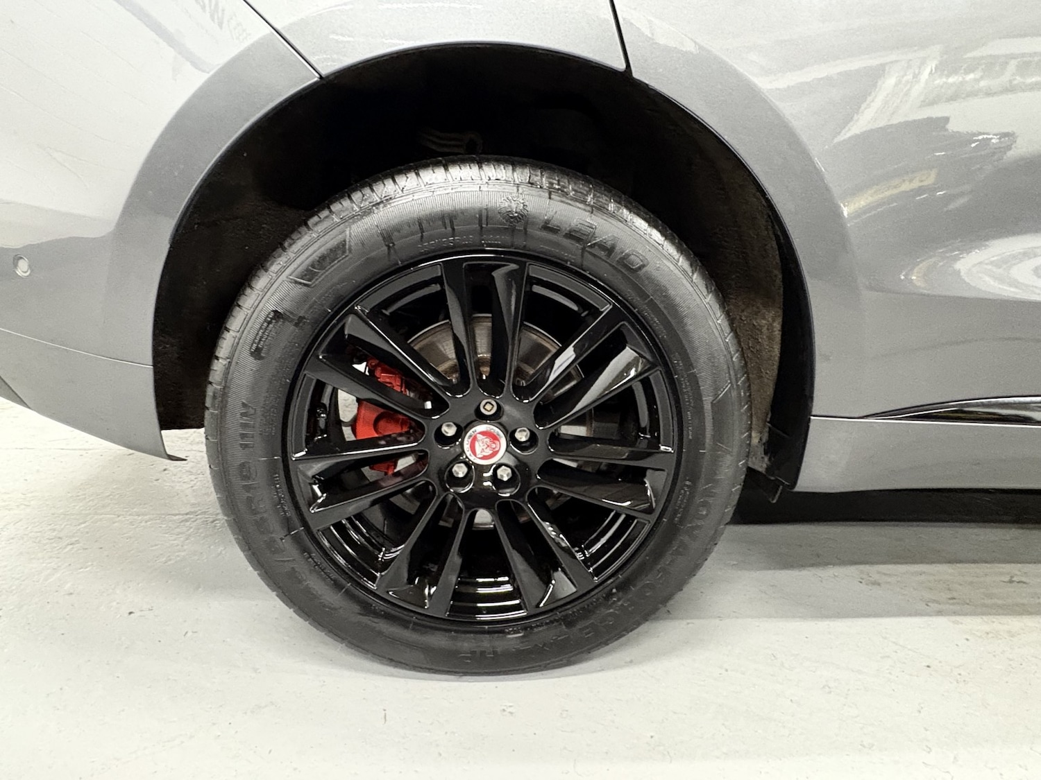 Used Jaguar F-Pace 2017 for sale - 77028041: Photo 30