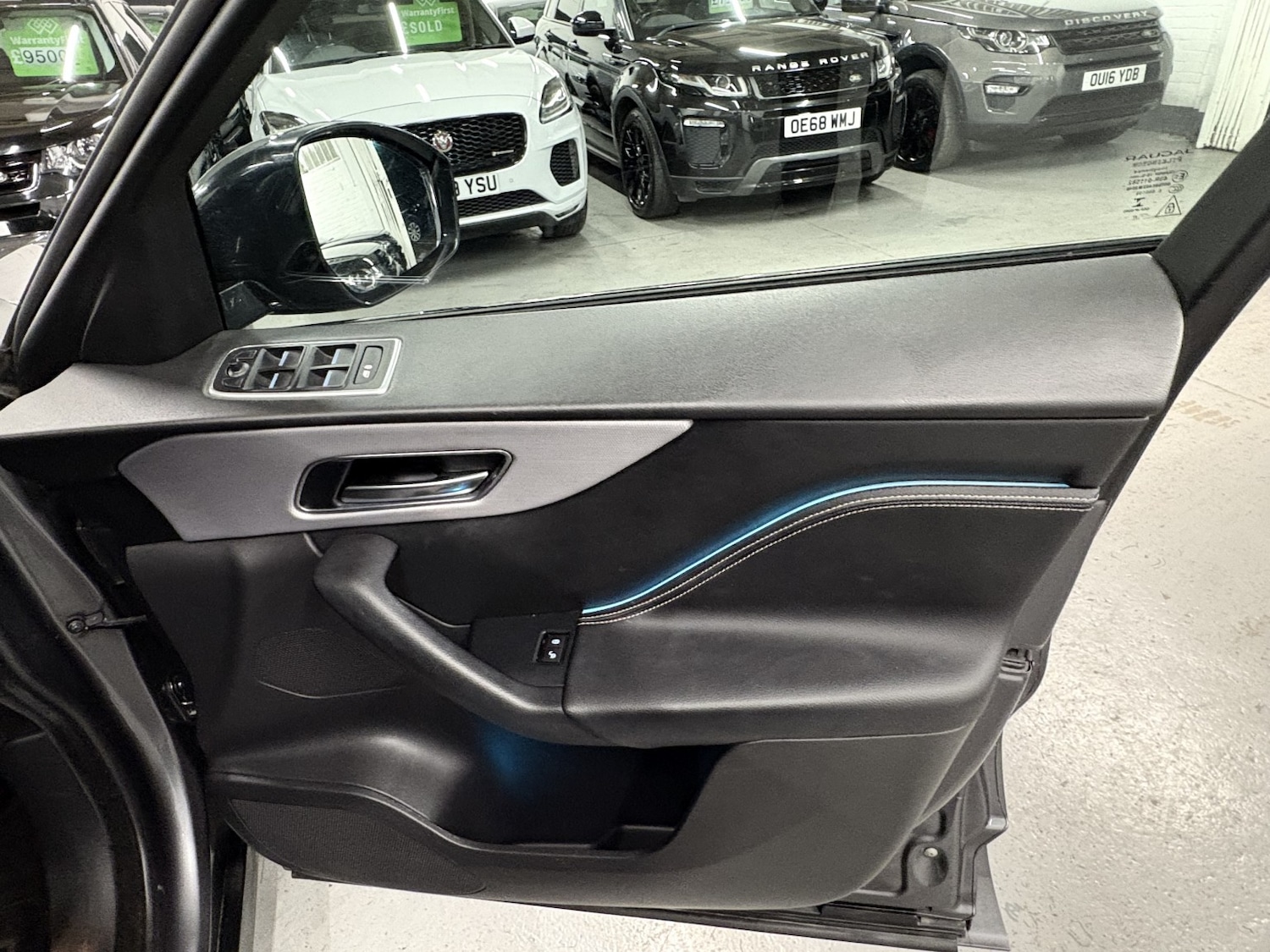 Used Jaguar F-Pace 2017 for sale - 77028041: Photo 35