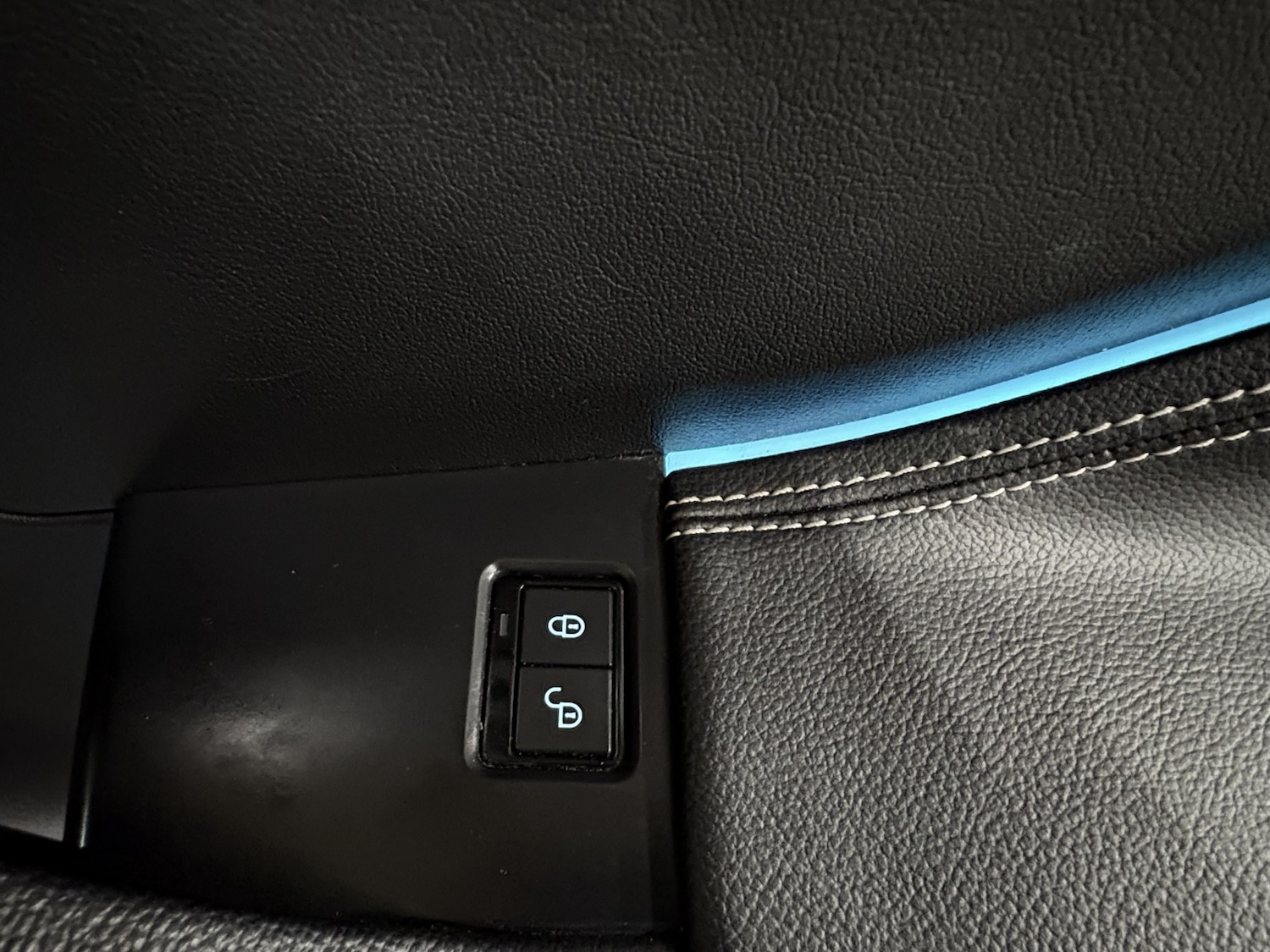 Used Jaguar F-Pace 2017 for sale - 77028041: Photo 37