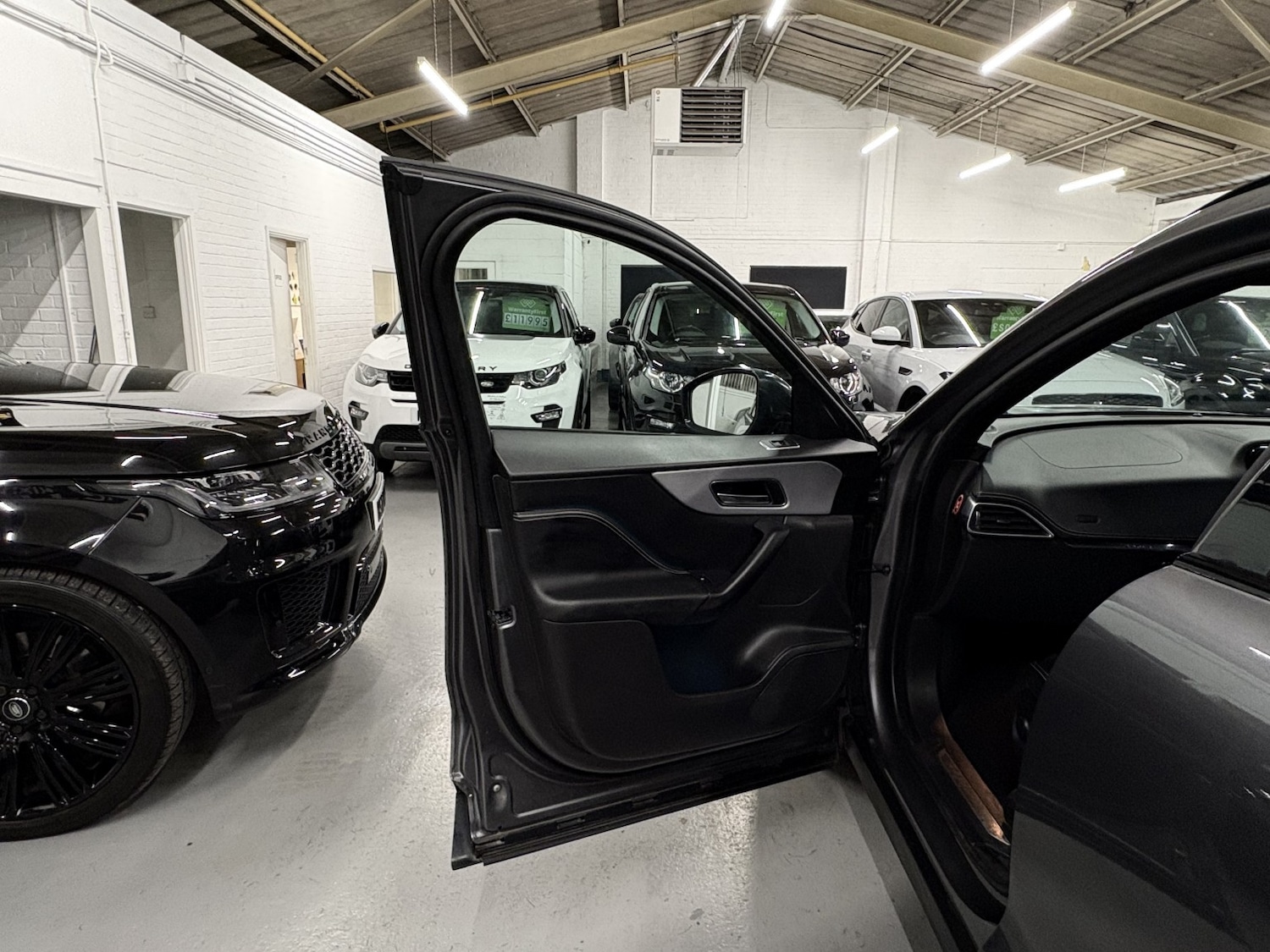 Used Jaguar F-Pace 2017 for sale - 77028041: Photo 50