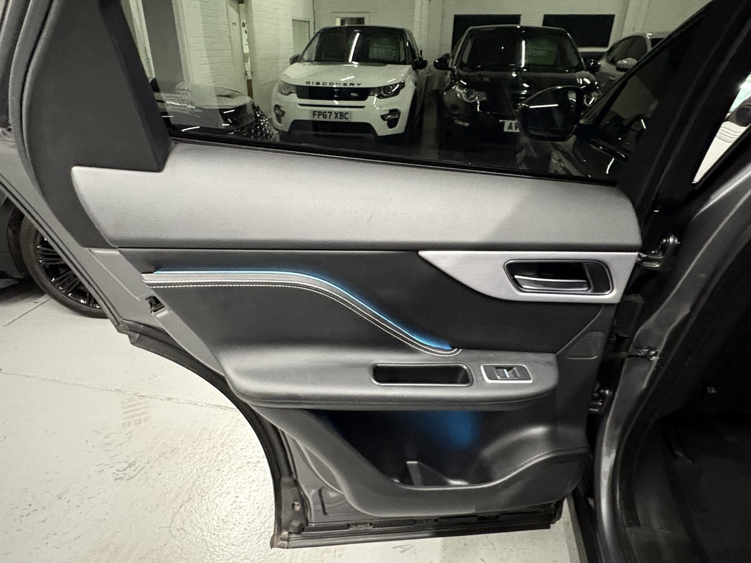 Used Jaguar F-Pace 2017 for sale - 77028041: Photo 62