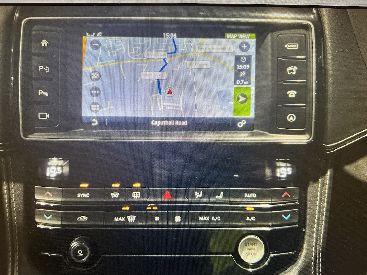 Used Jaguar F-Pace 2017 for sale - 77028041: Photo 9