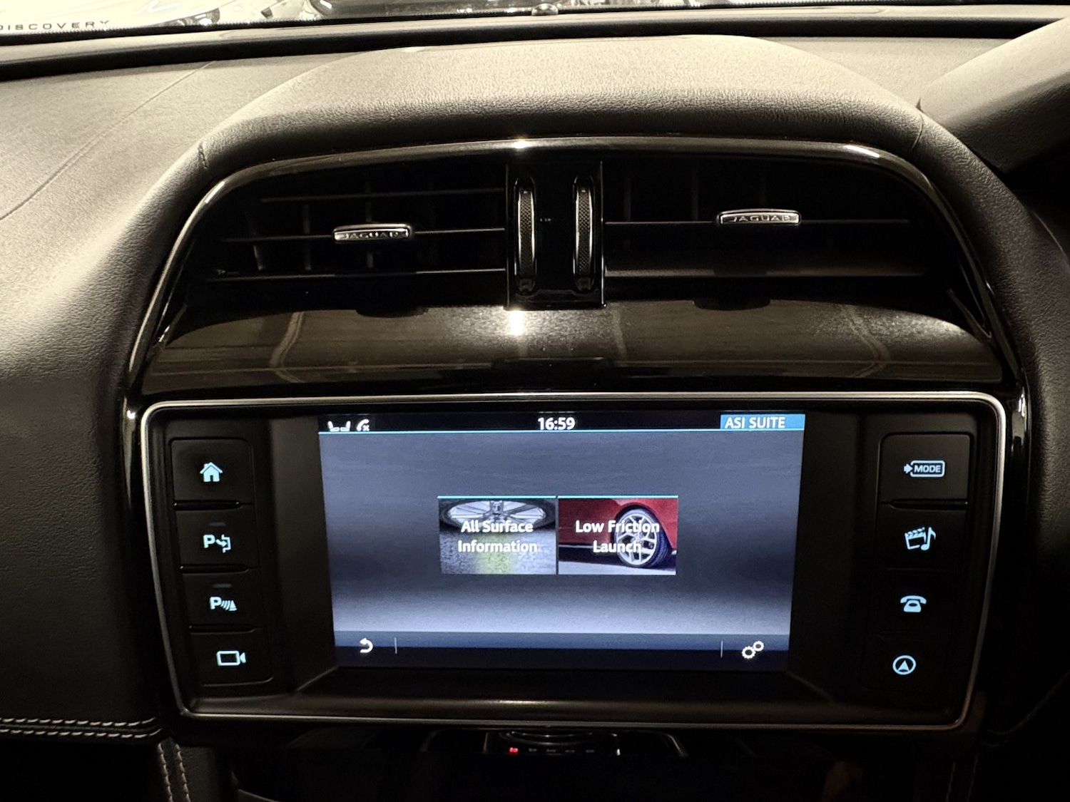 Used Jaguar F-Pace 2017 for sale - 77028041: Photo 95