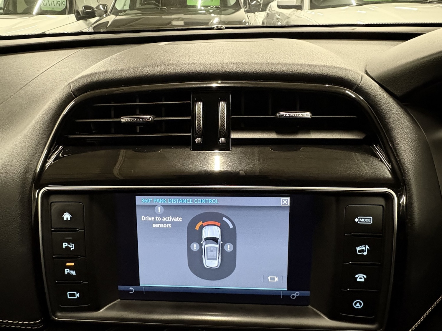 Used Jaguar F-Pace 2017 for sale - 77028041: Photo 97