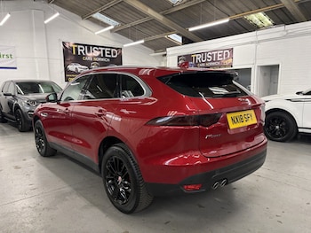 Used Jaguar F-Pace 2018 for sale - 78427479: Photo