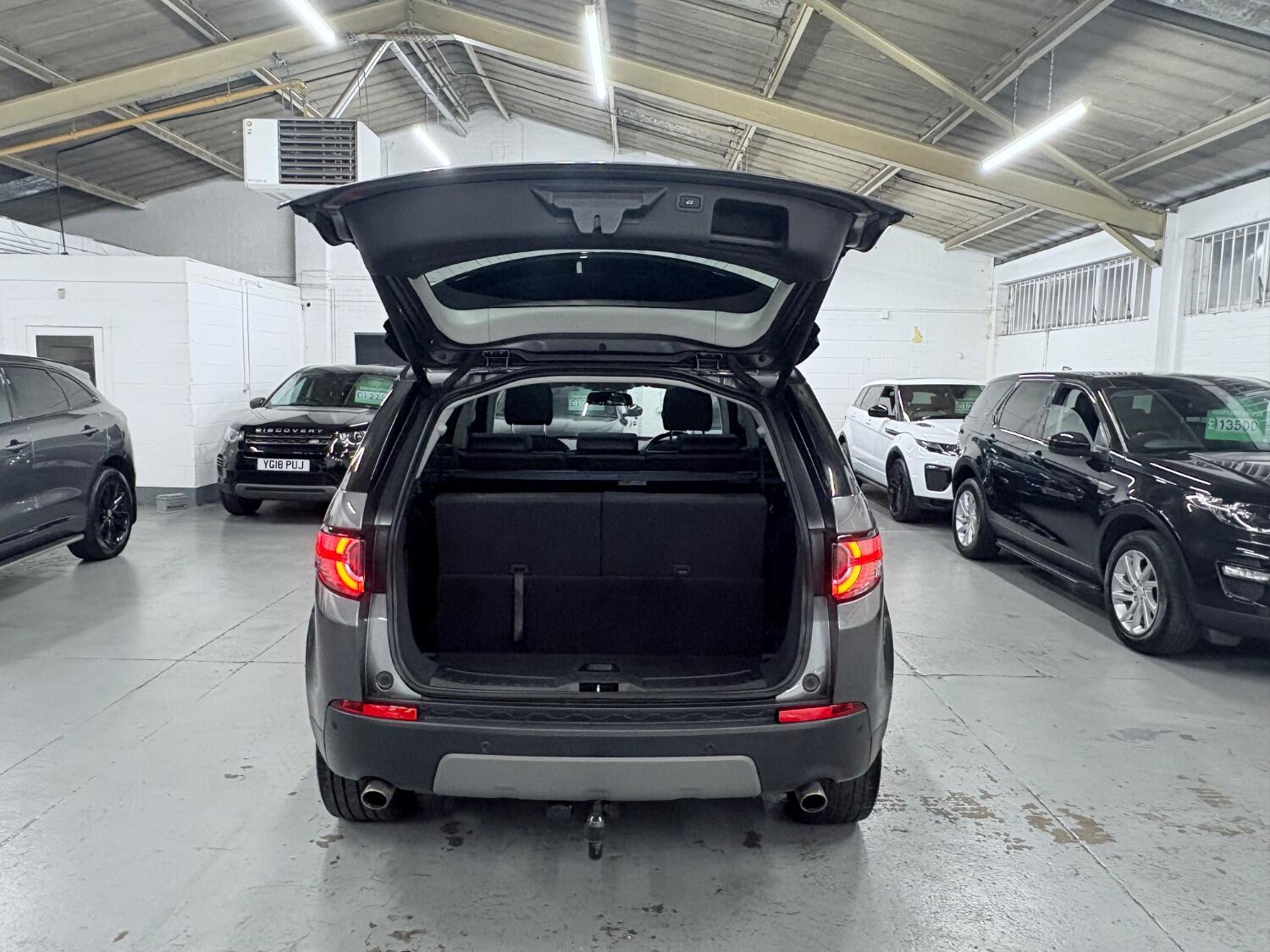 Used Land Rover Discovery Sport 2018 for sale - 76407501: Photo 14