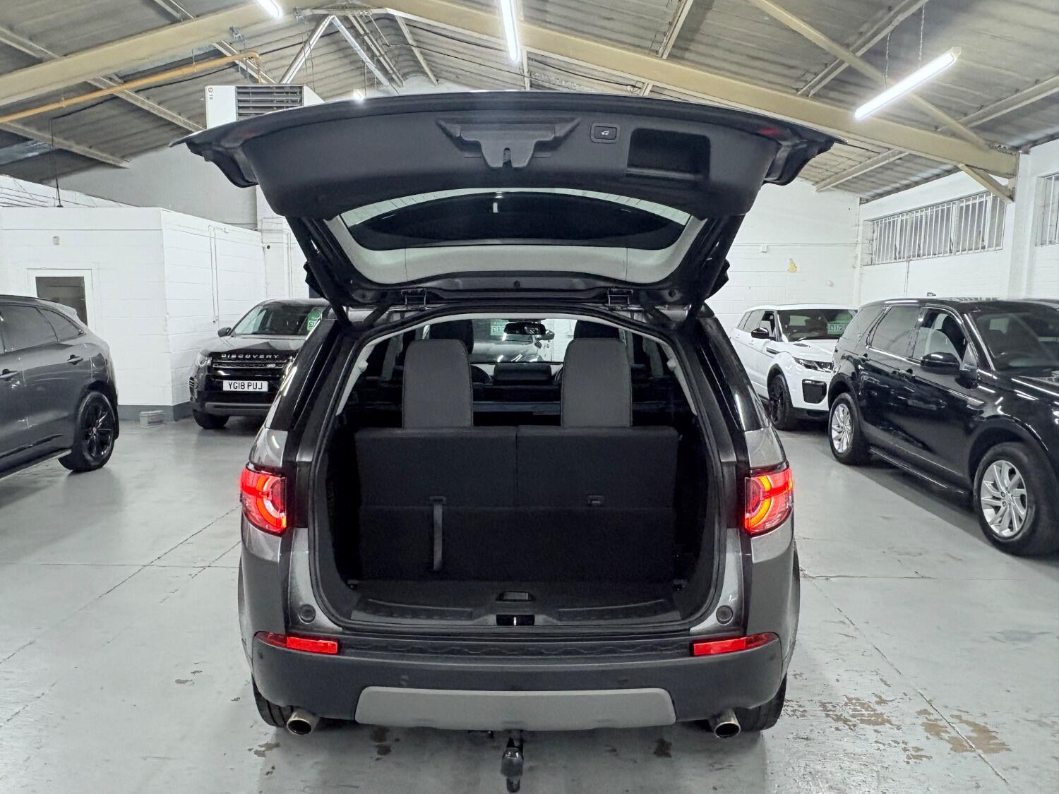 Used Land Rover Discovery Sport 2018 for sale - 76407501: Photo 15