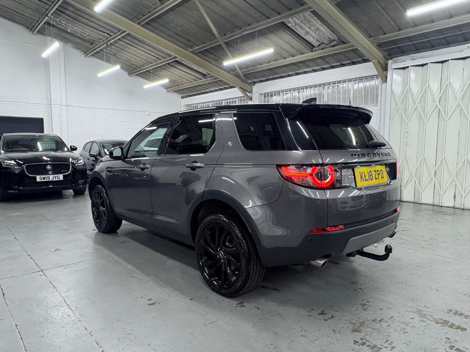 Used Land Rover Discovery Sport 2018 for sale - 76407501: Photo 3
