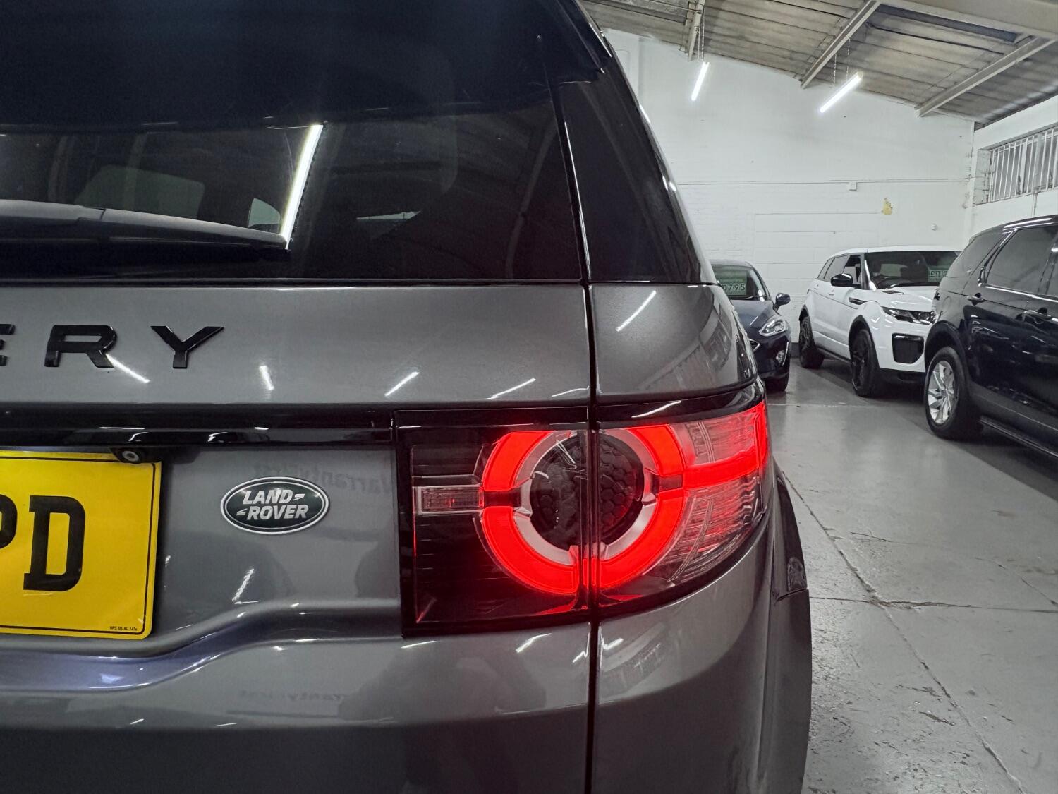 Used Land Rover Discovery Sport 2018 for sale - 76407501: Photo 32