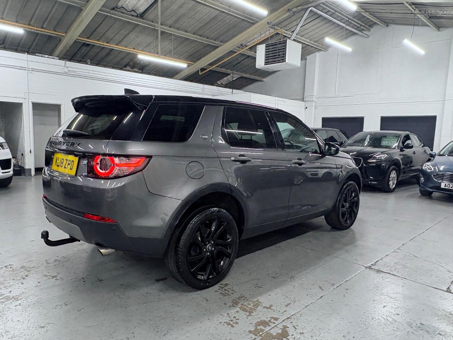 Used Land Rover Discovery Sport 2018 for sale - 76407501: Photo 4