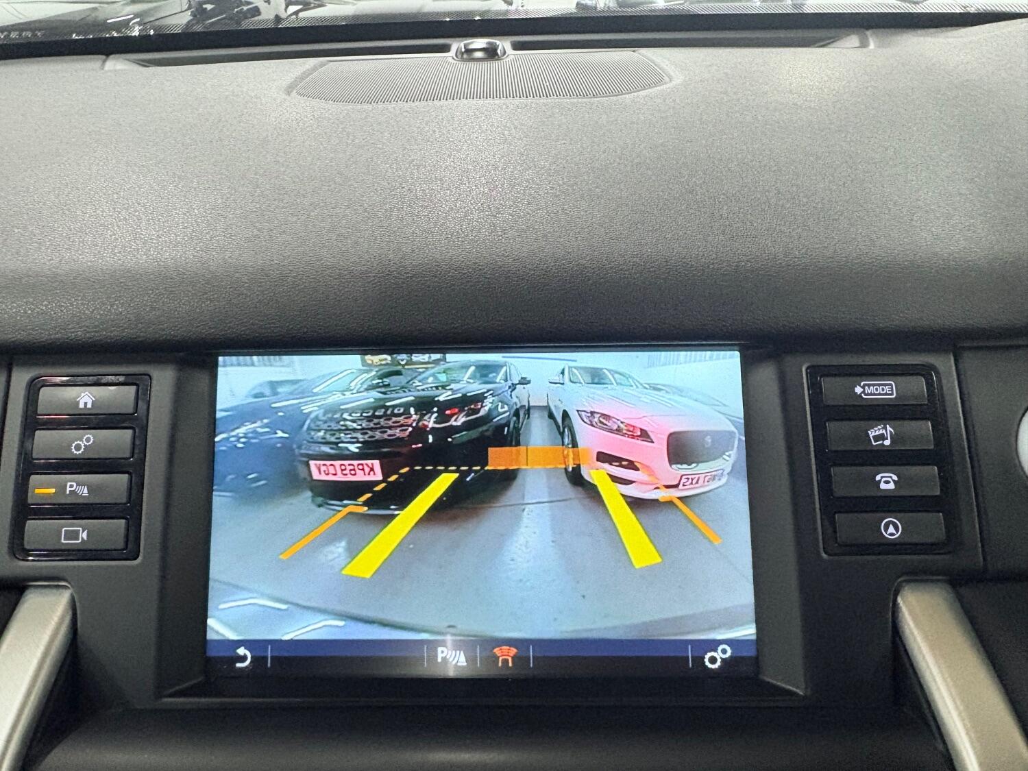 Used Land Rover Discovery Sport 2018 for sale - 76407501: Photo 77