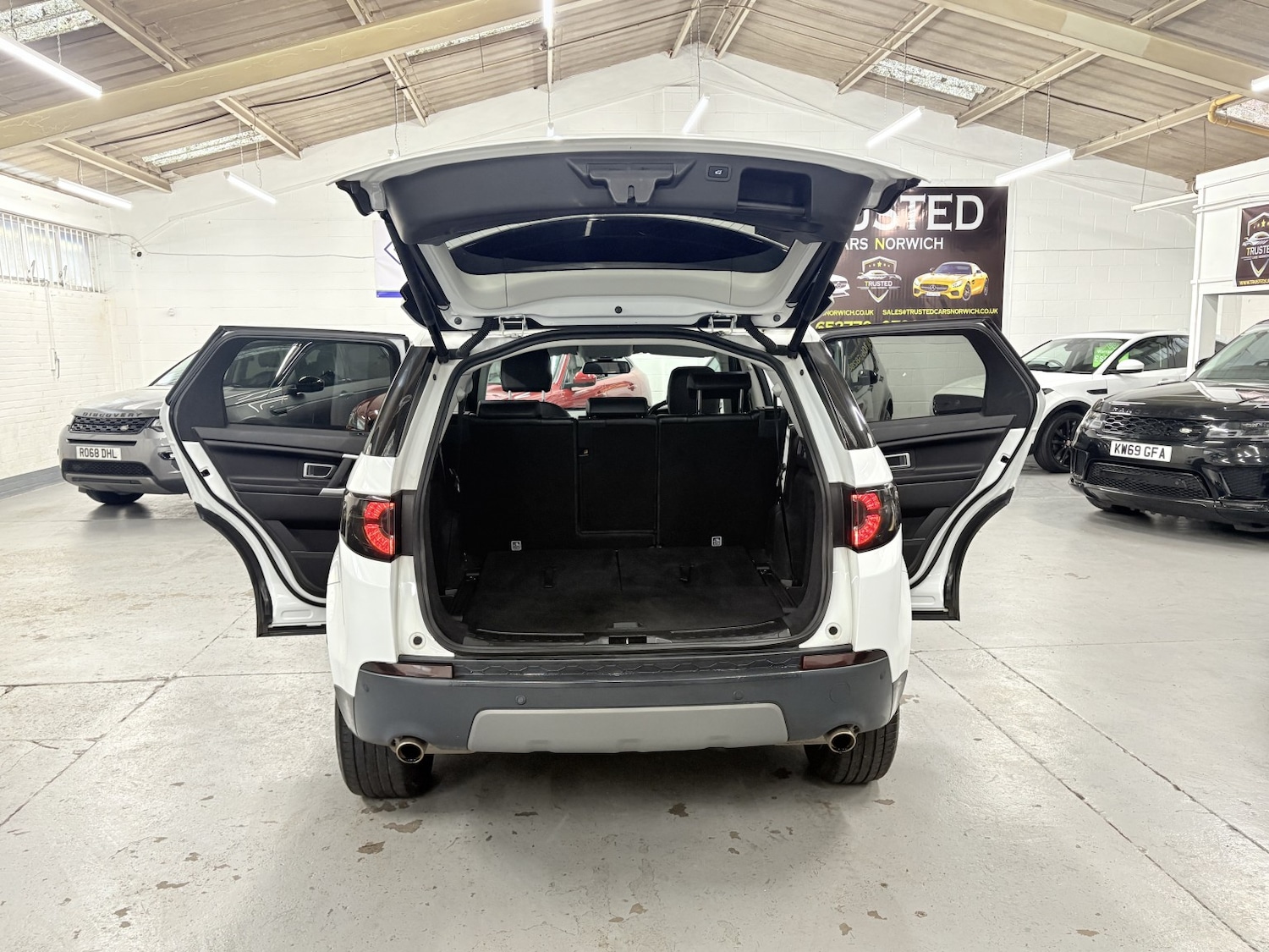 Used Land Rover Discovery Sport 2018 for sale - 77991621: Photo 19