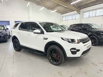Land Rover Discovery Sport feature image