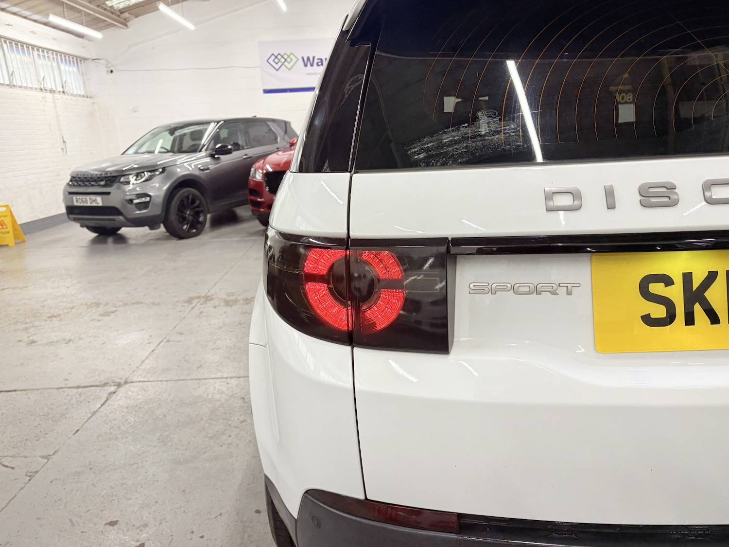 Used Land Rover Discovery Sport 2018 for sale - 77991621: Photo 28