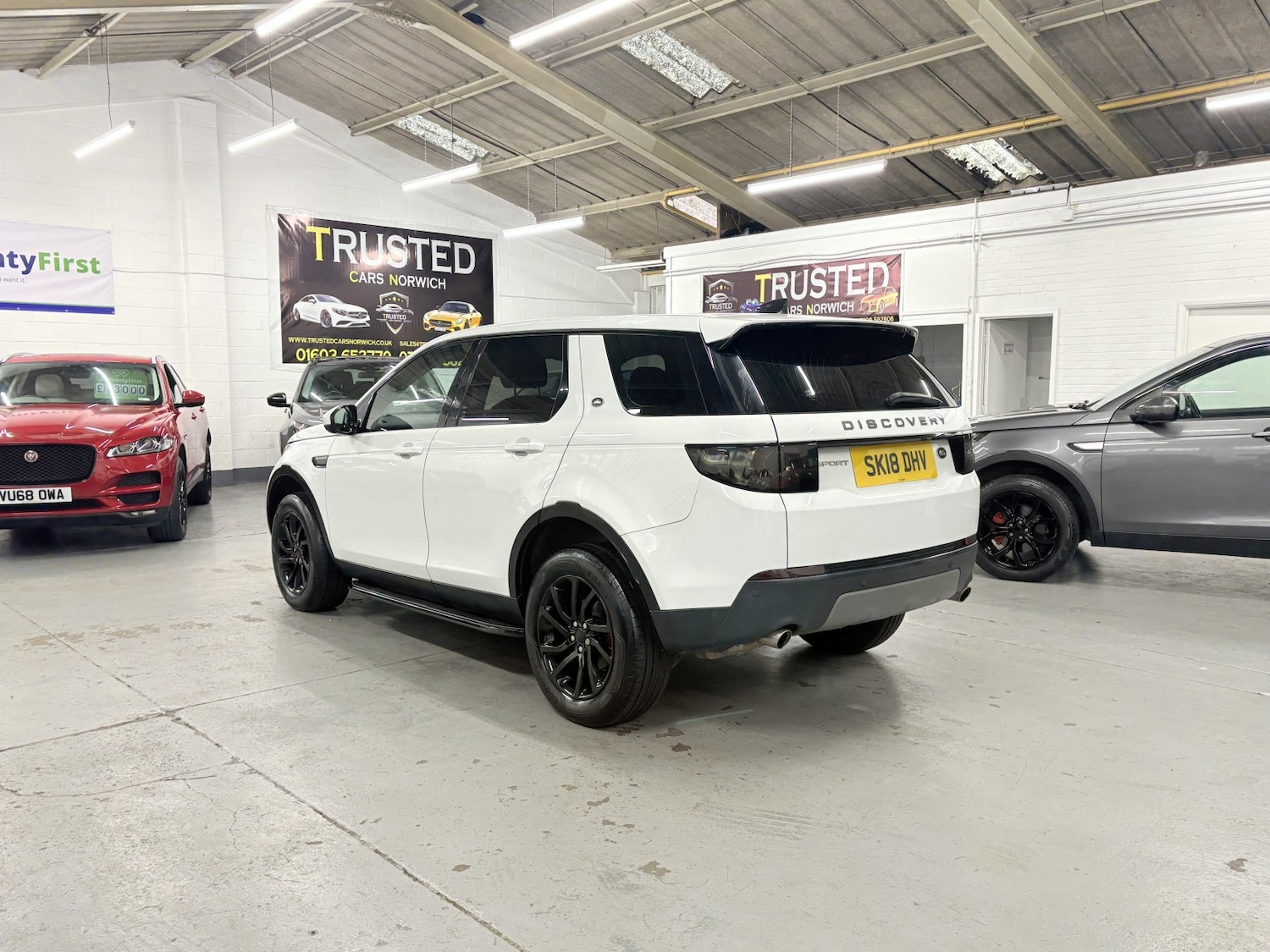 Used Land Rover Discovery Sport 2018 for sale - 77991621: Photo 3
