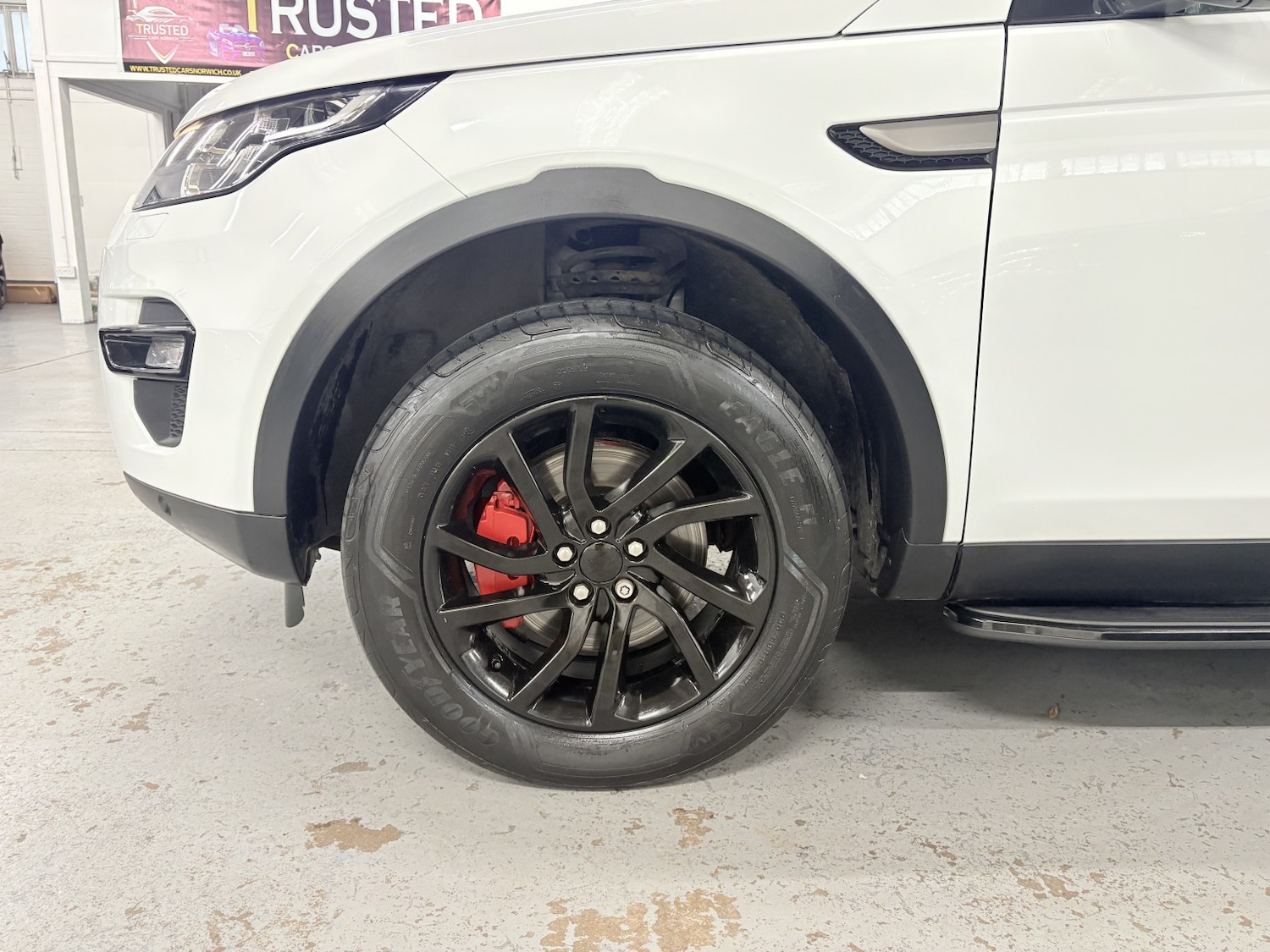 Used Land Rover Discovery Sport 2018 for sale - 77991621: Photo 33