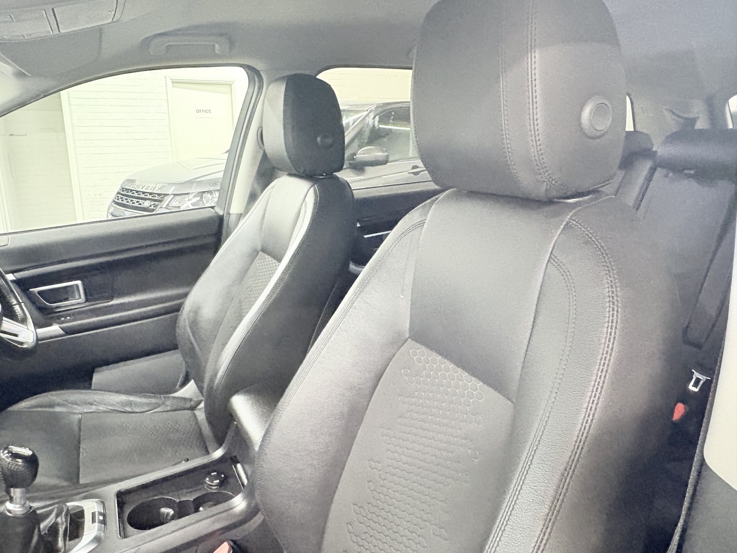 Used Land Rover Discovery Sport 2018 for sale - 77991621: Photo 39