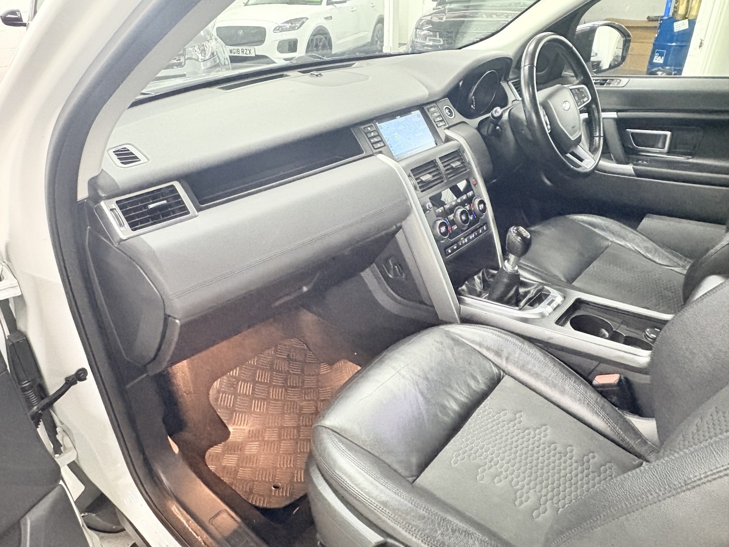 Used Land Rover Discovery Sport 2018 for sale - 77991621: Photo 50