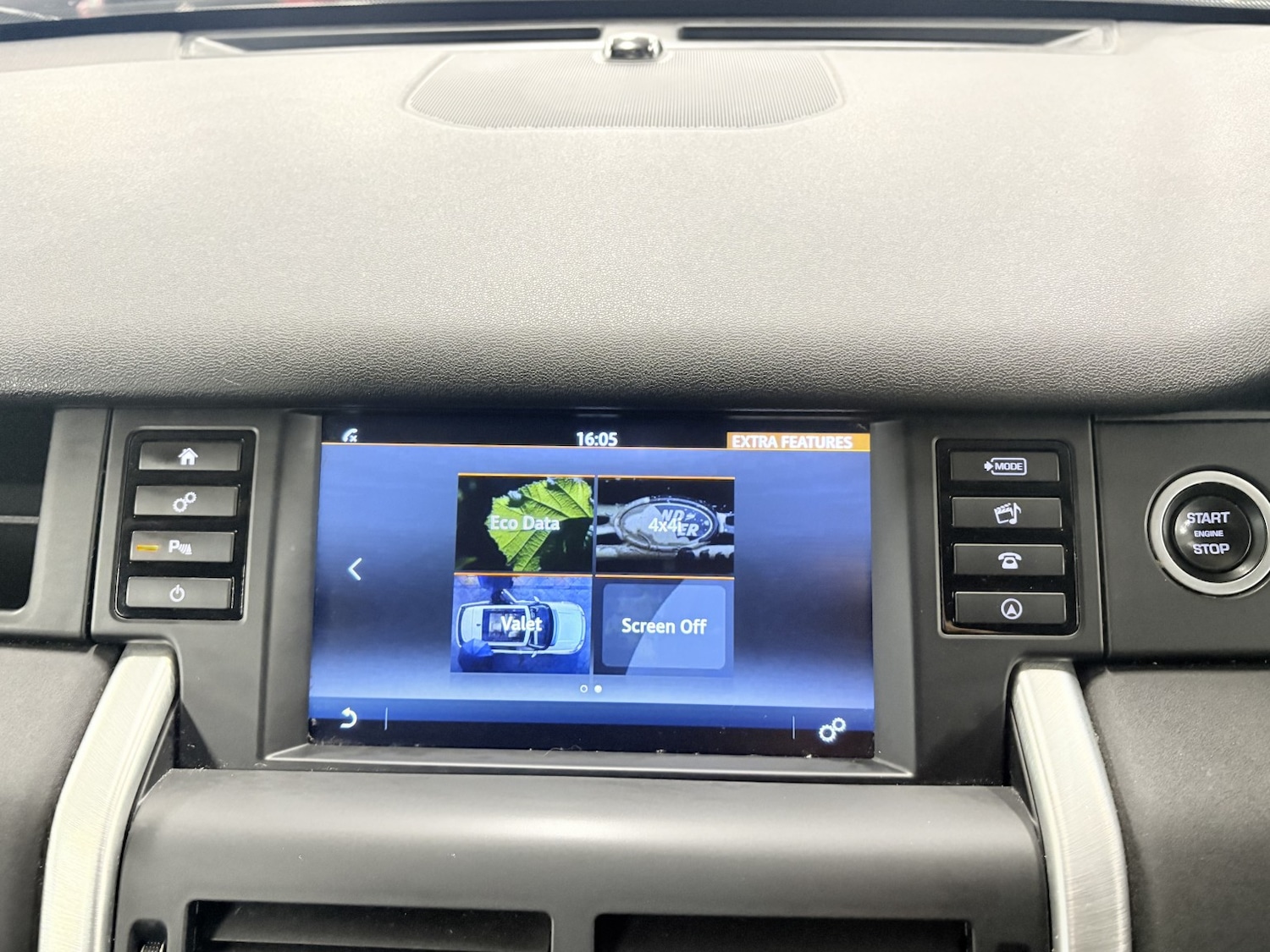 Used Land Rover Discovery Sport 2018 for sale - 77991621: Photo 74