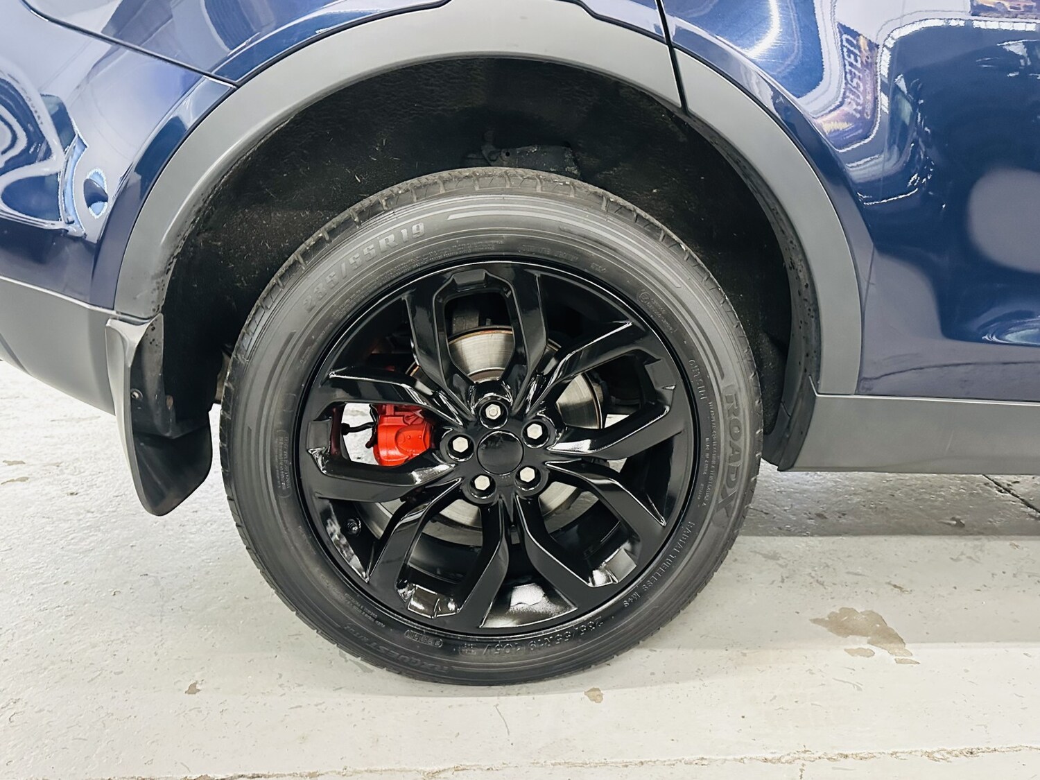 Used Land Rover Discovery Sport 2018 for sale - 78182992: Photo 25