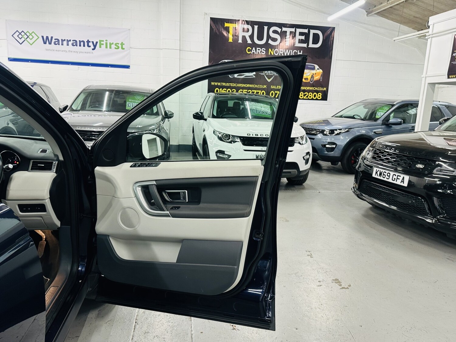 Used Land Rover Discovery Sport 2018 for sale - 78182992: Photo 29