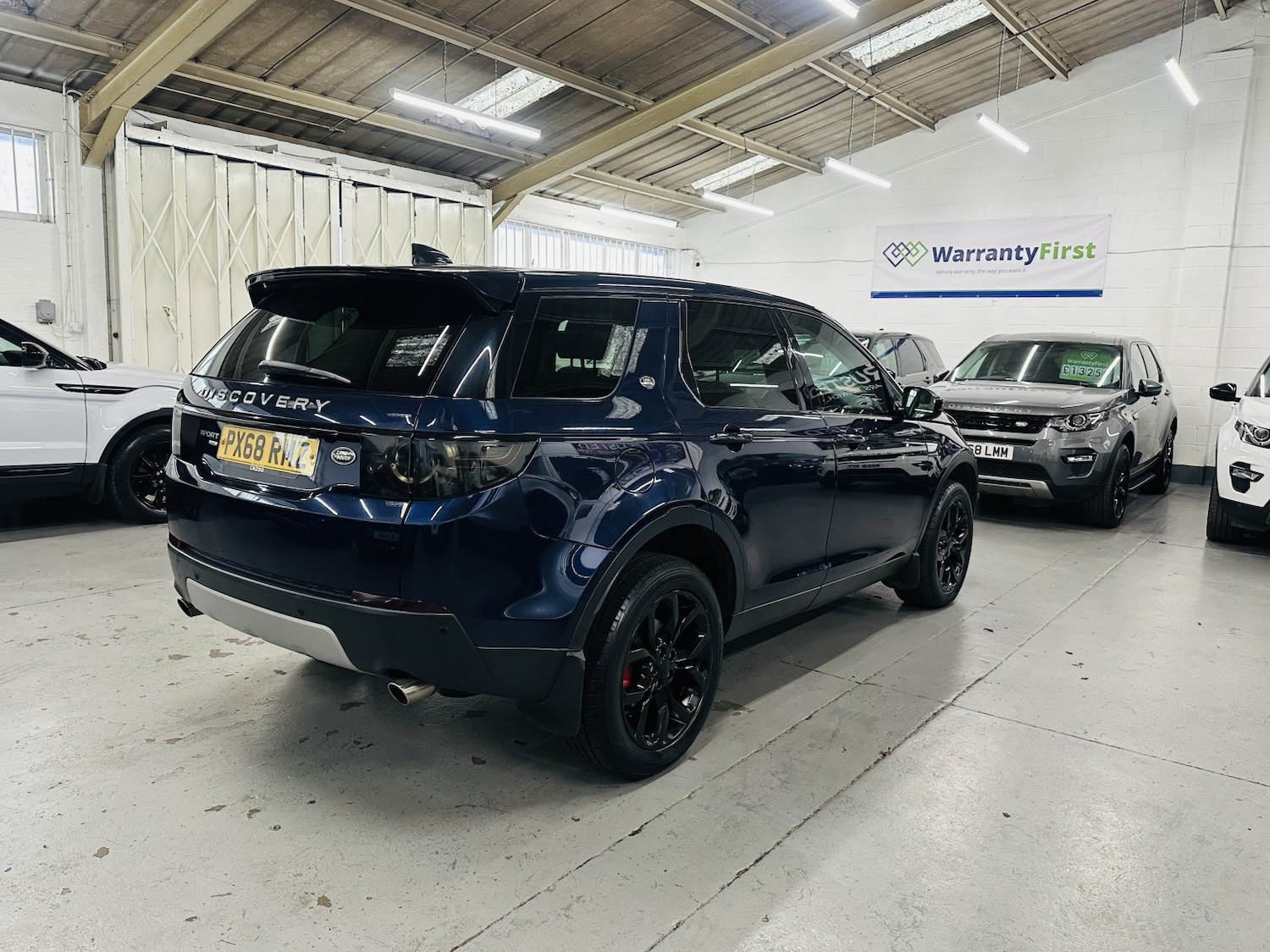 Used Land Rover Discovery Sport 2018 for sale - 78182992: Photo 3