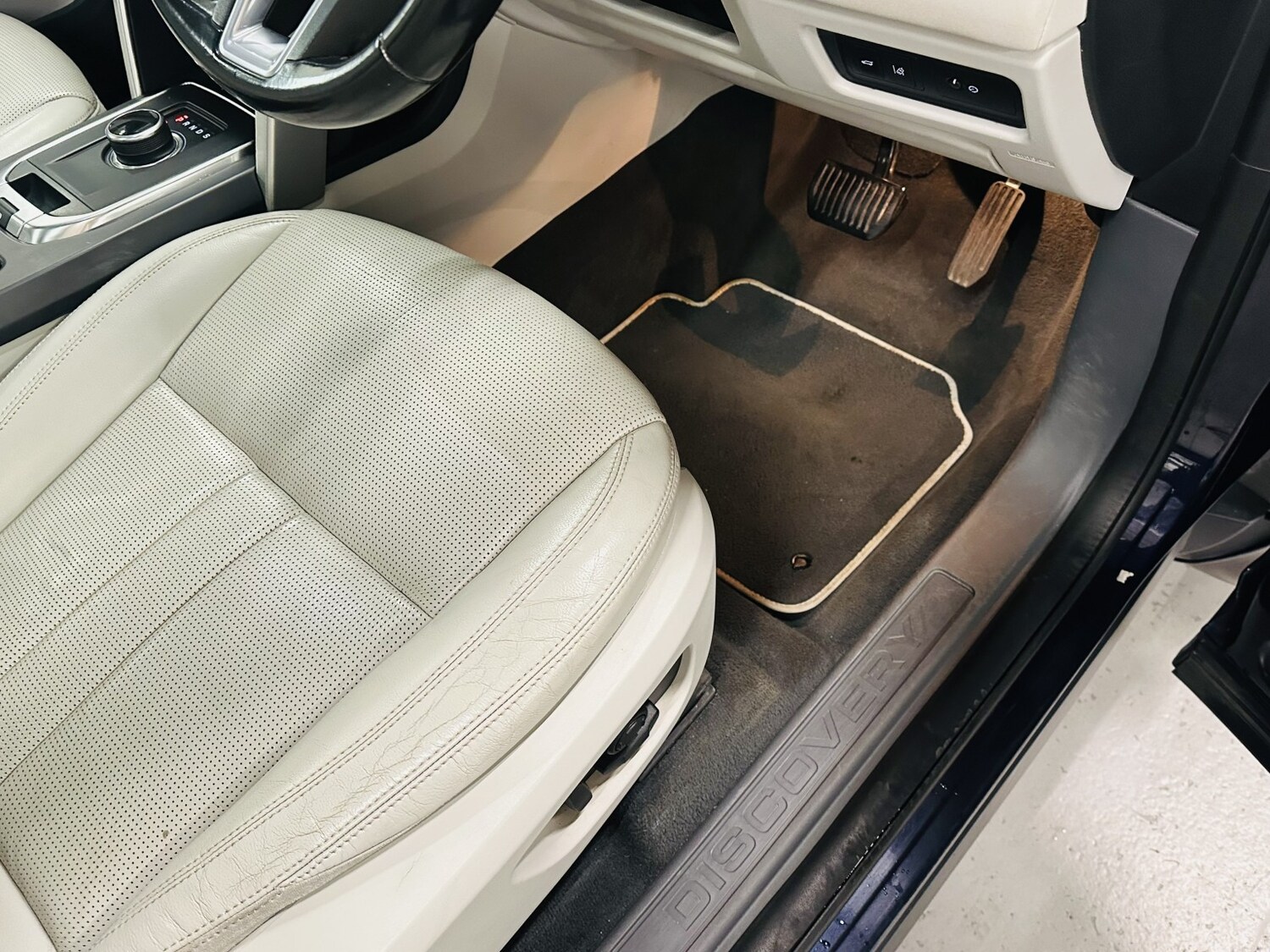 Used Land Rover Discovery Sport 2018 for sale - 78182992: Photo 37