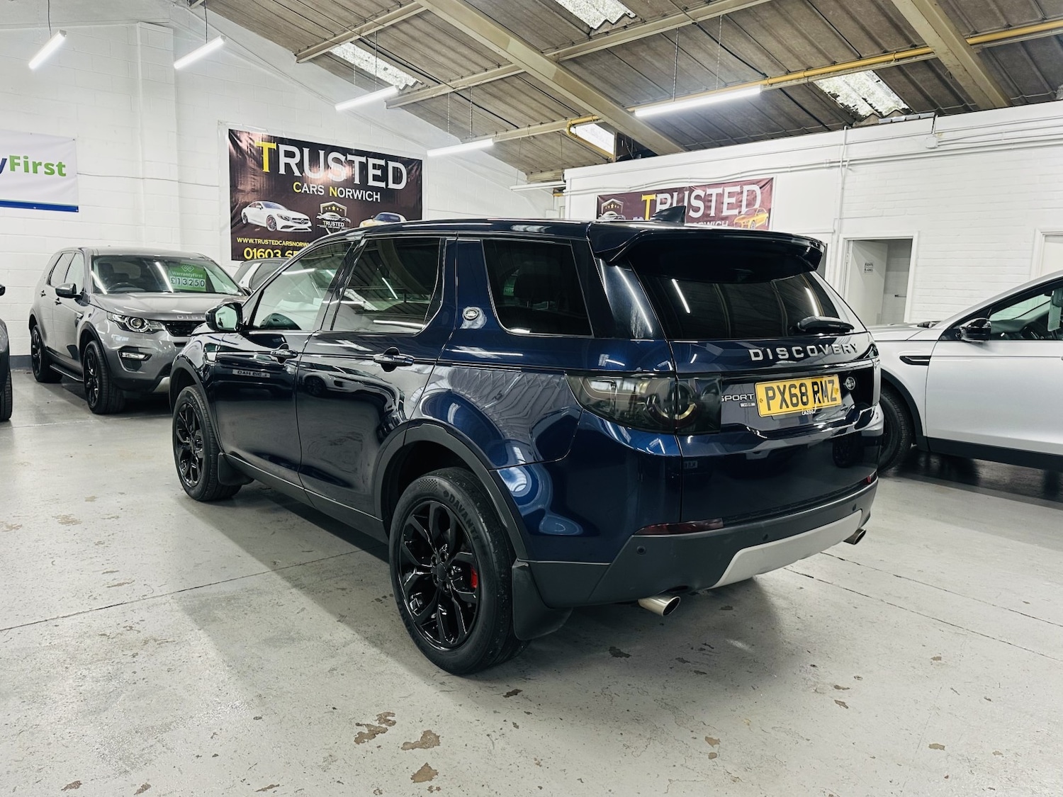 Used Land Rover Discovery Sport 2018 for sale - 78182992: Photo 4