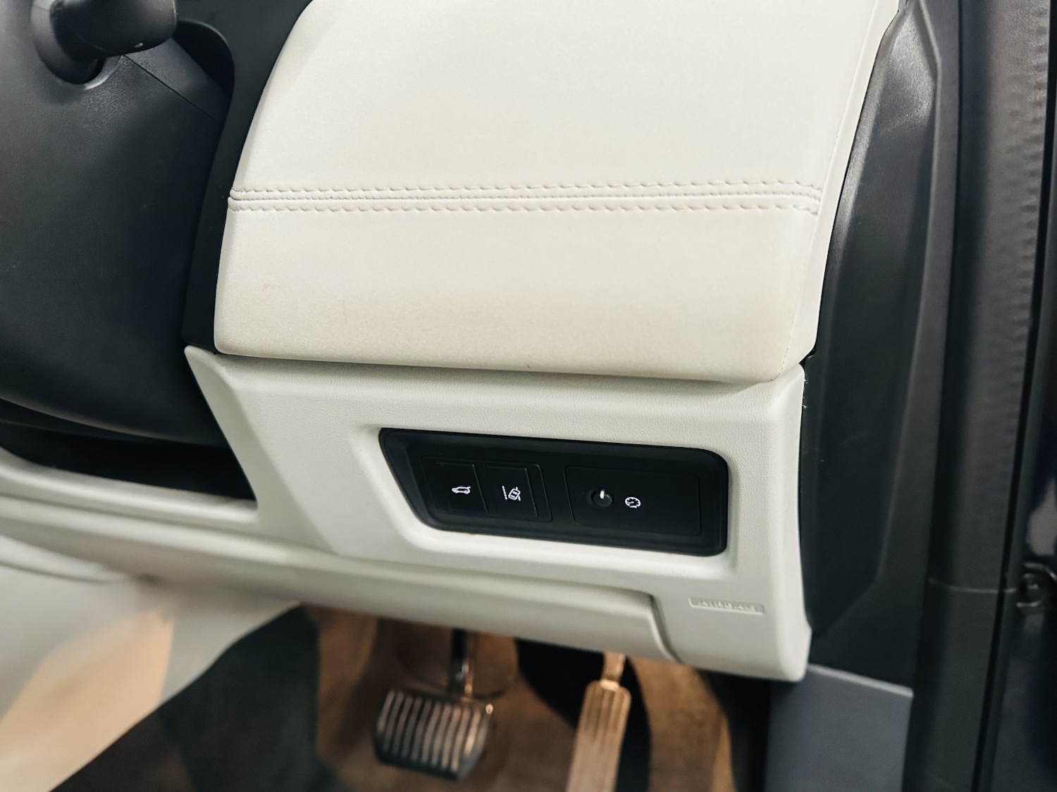 Used Land Rover Discovery Sport 2018 for sale - 78182992: Photo 40