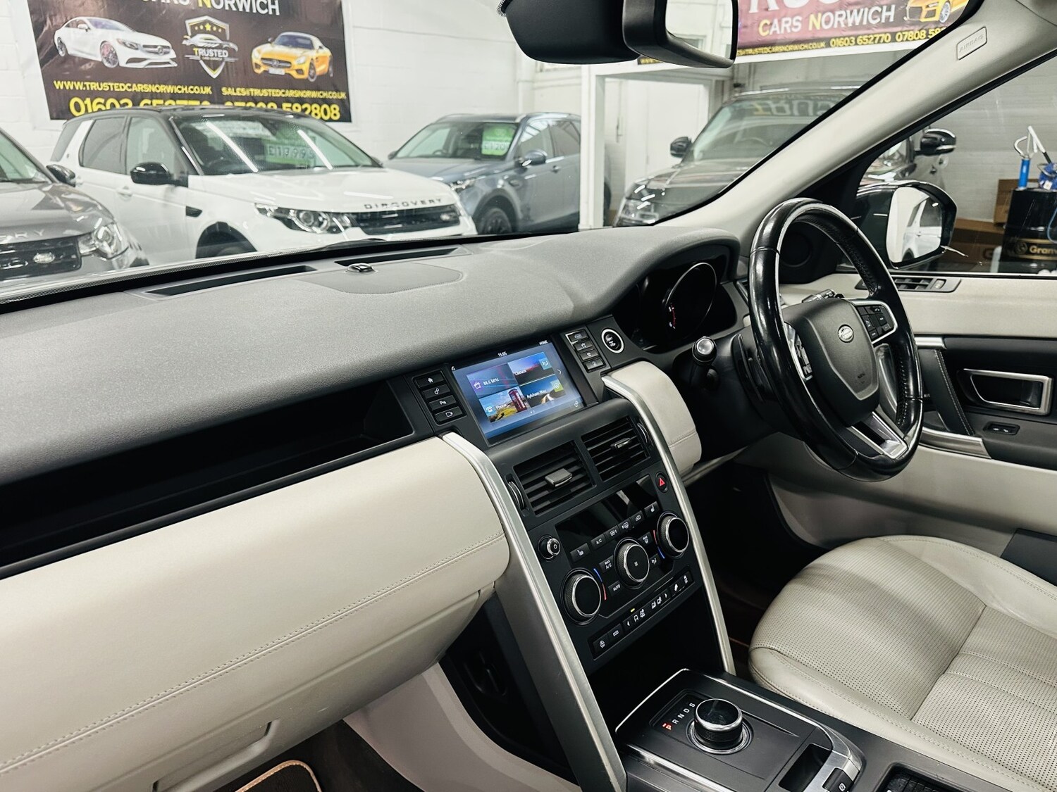 Used Land Rover Discovery Sport 2018 for sale - 78182992: Photo 49