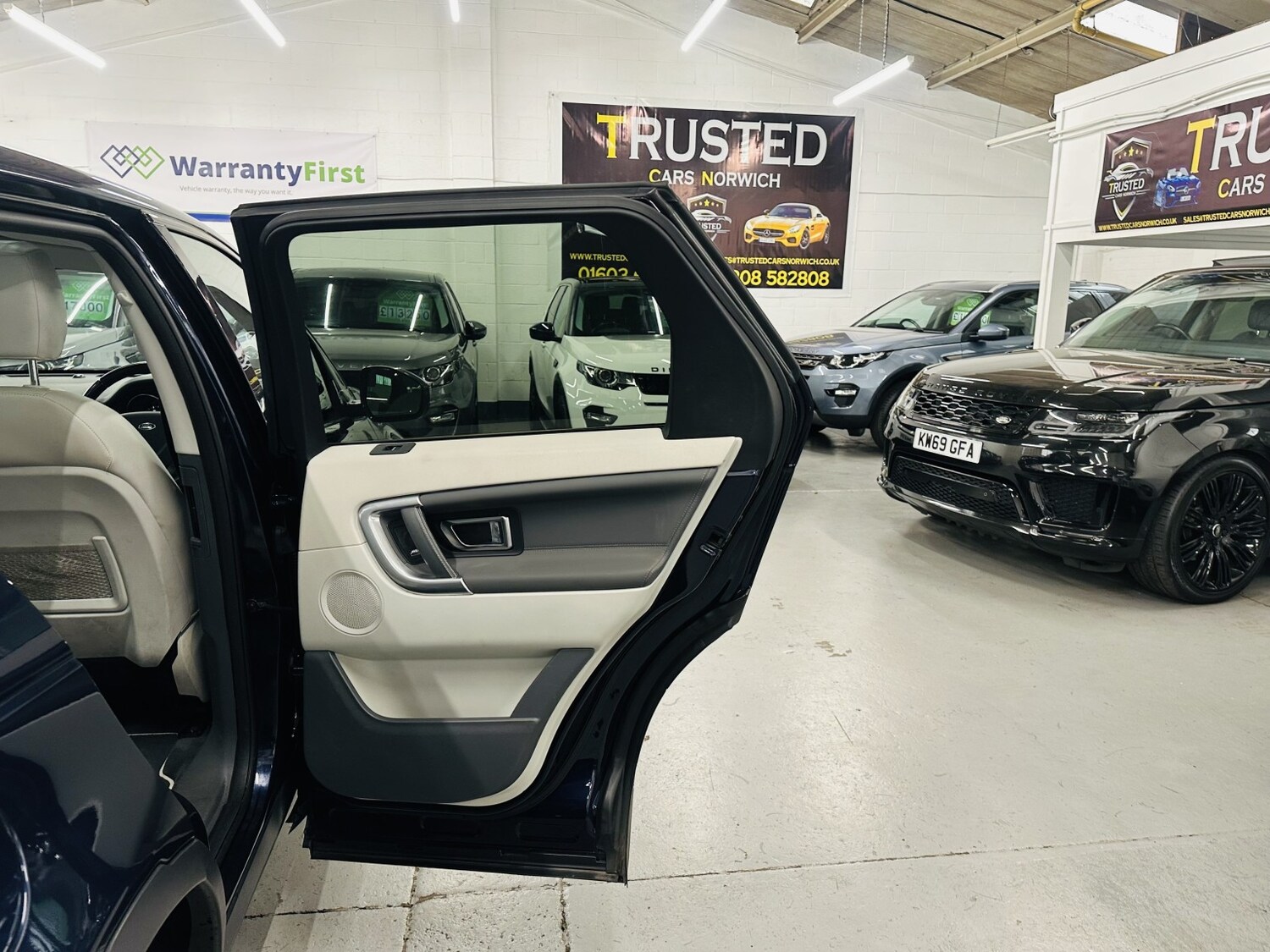 Used Land Rover Discovery Sport 2018 for sale - 78182992: Photo 53