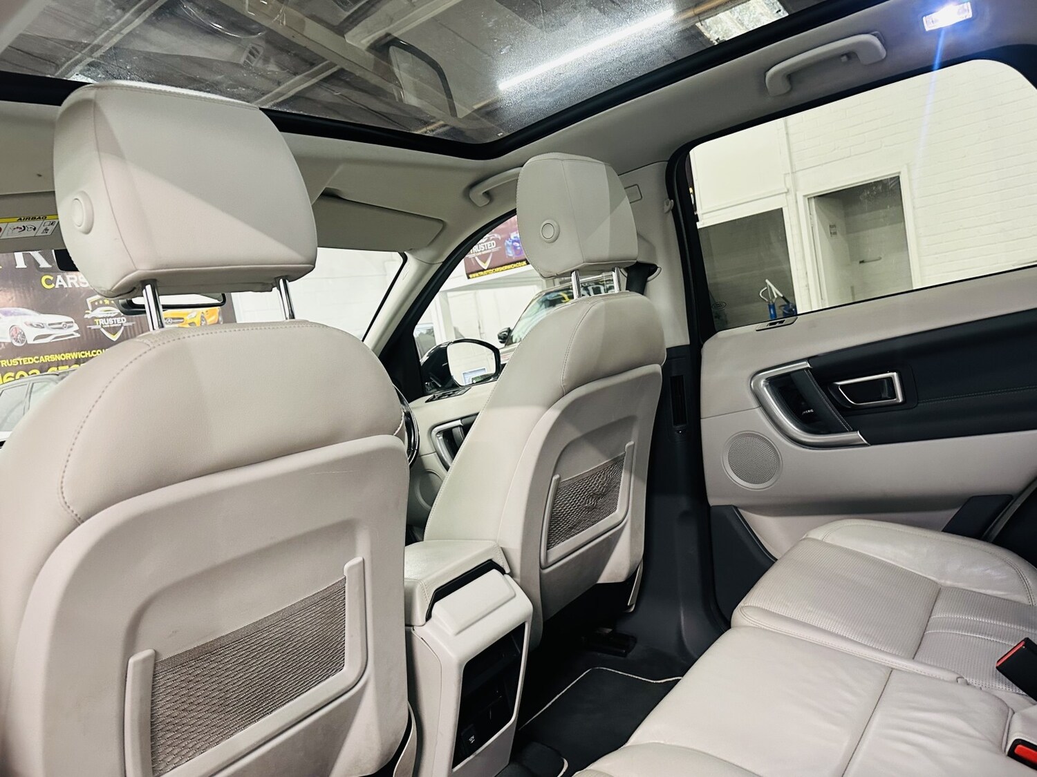 Used Land Rover Discovery Sport 2018 for sale - 78182992: Photo 54