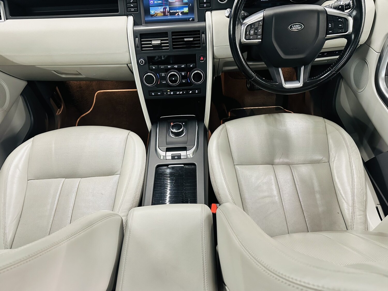 Used Land Rover Discovery Sport 2018 for sale - 78182992: Photo 62