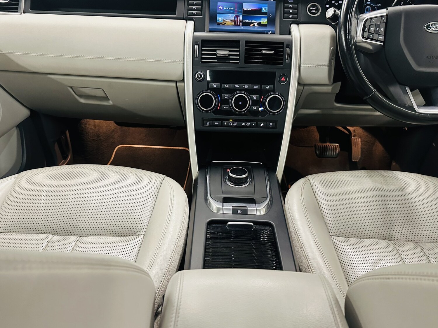 Used Land Rover Discovery Sport 2018 for sale - 78182992: Photo 66