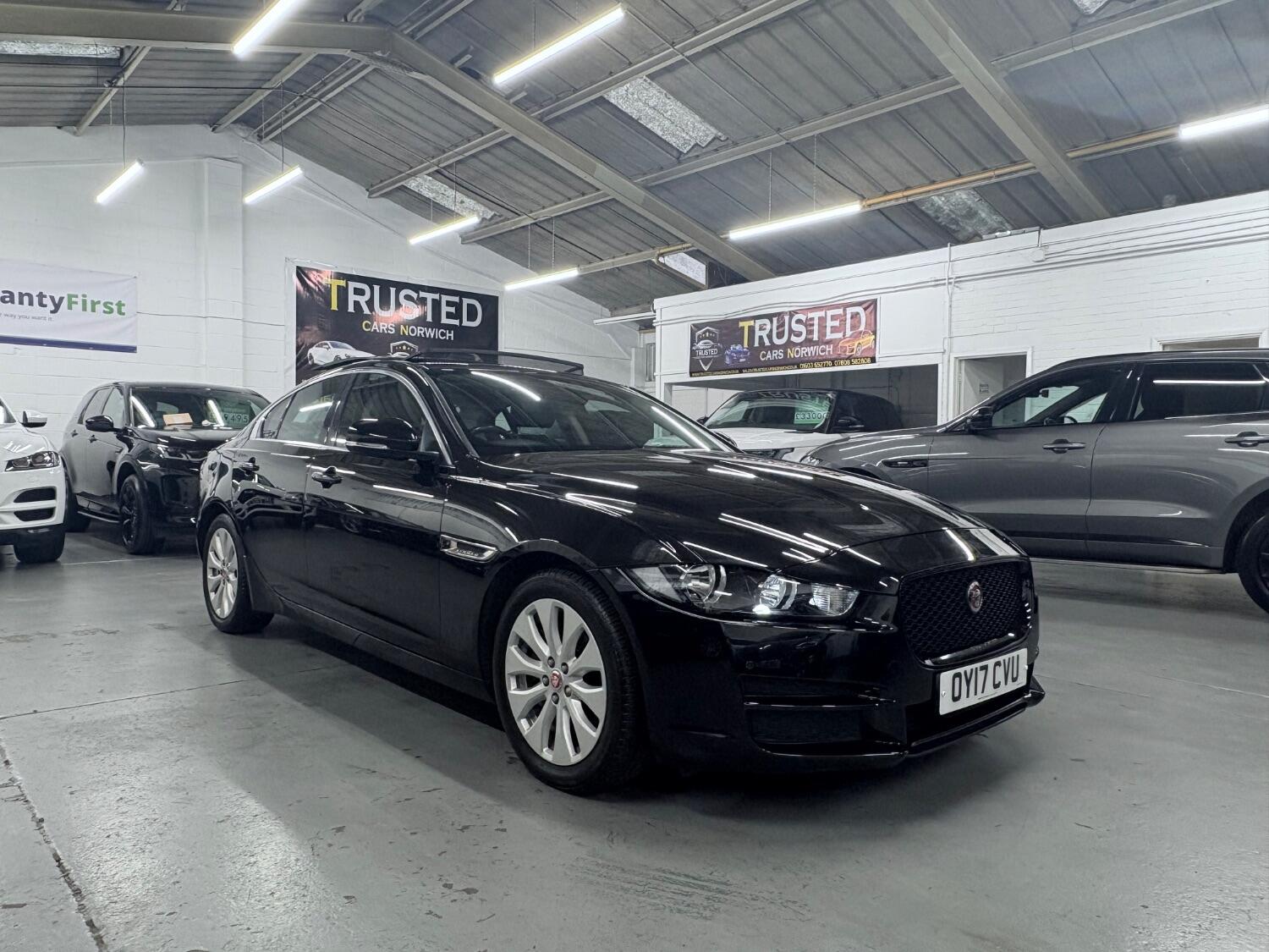 Used Jaguar XE 2017 for sale - 76407495: Photo 1