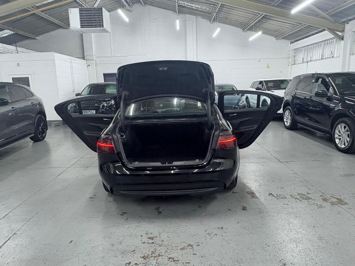 Used Jaguar XE 2017 for sale - 76407495: Photo 21