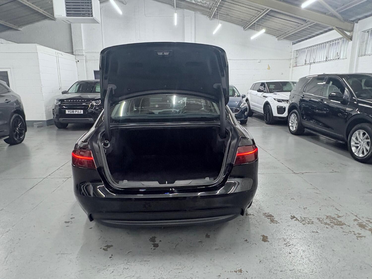 Used Jaguar XE 2017 for sale - 76407495: Photo 22