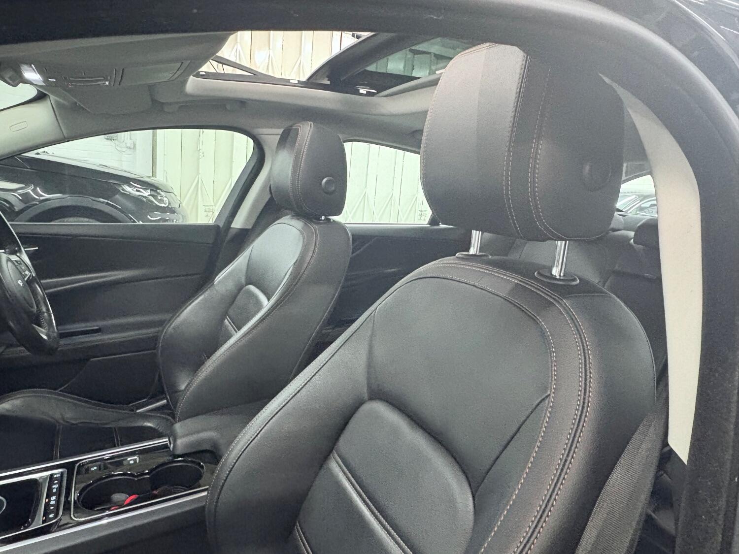 Used Jaguar XE 2017 for sale - 76407495: Photo 45