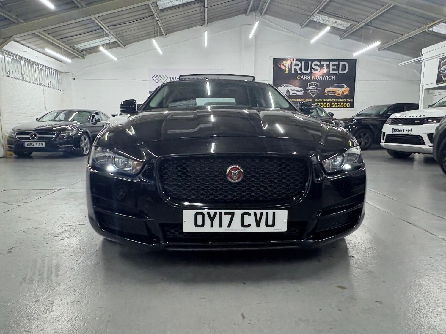Used Jaguar XE 2017 for sale - 76407495: Photo 5