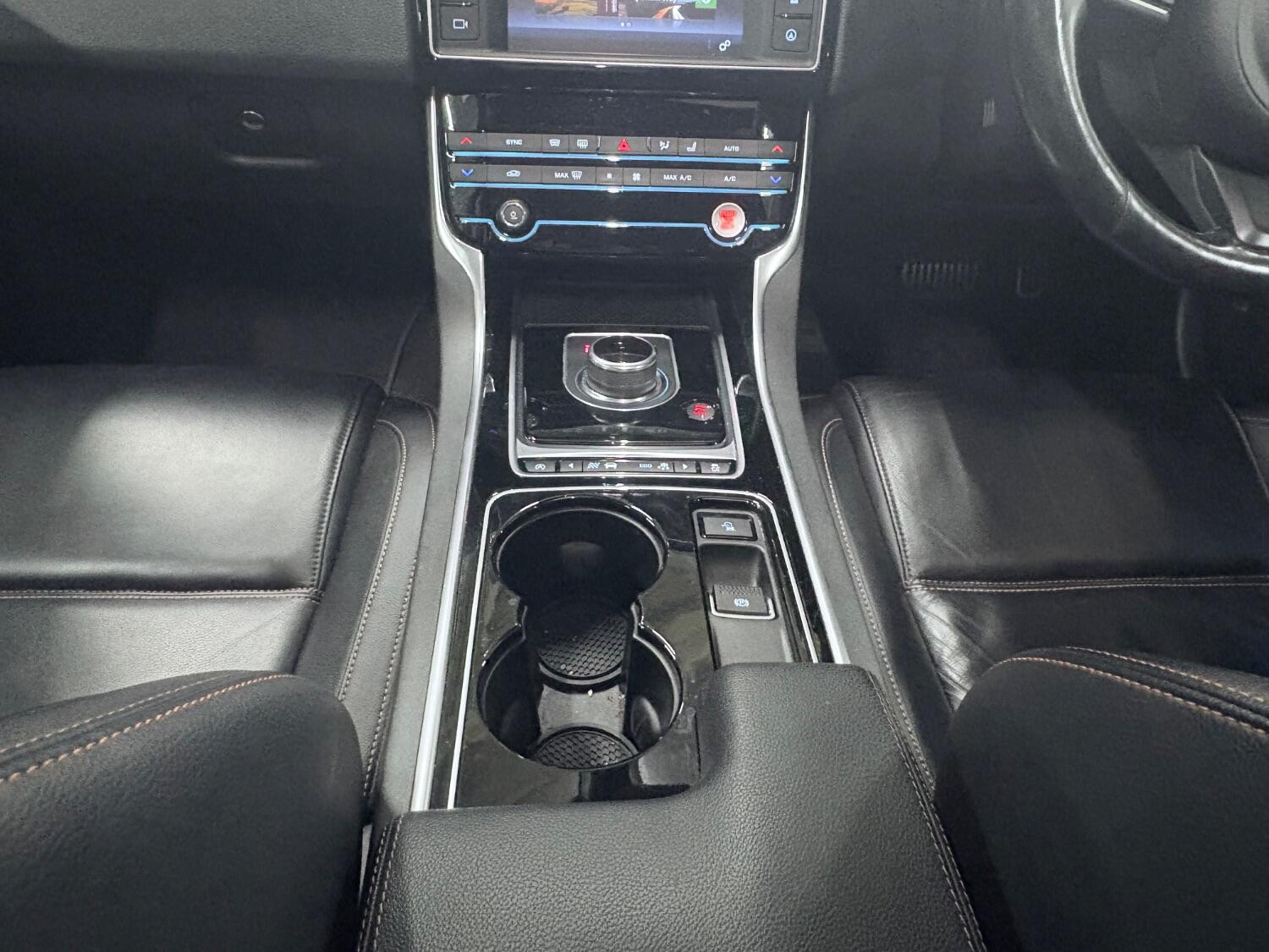 Used Jaguar XE 2017 for sale - 76407495: Photo 58