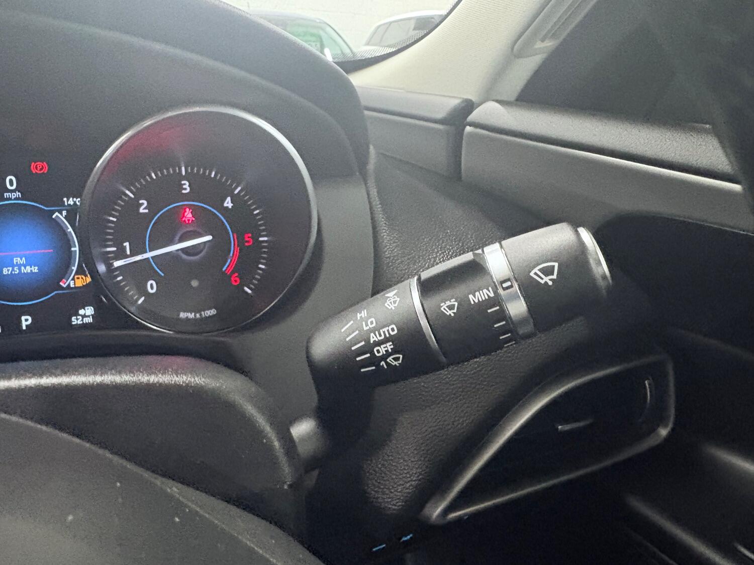 Used Jaguar XE 2017 for sale - 76407495: Photo 64