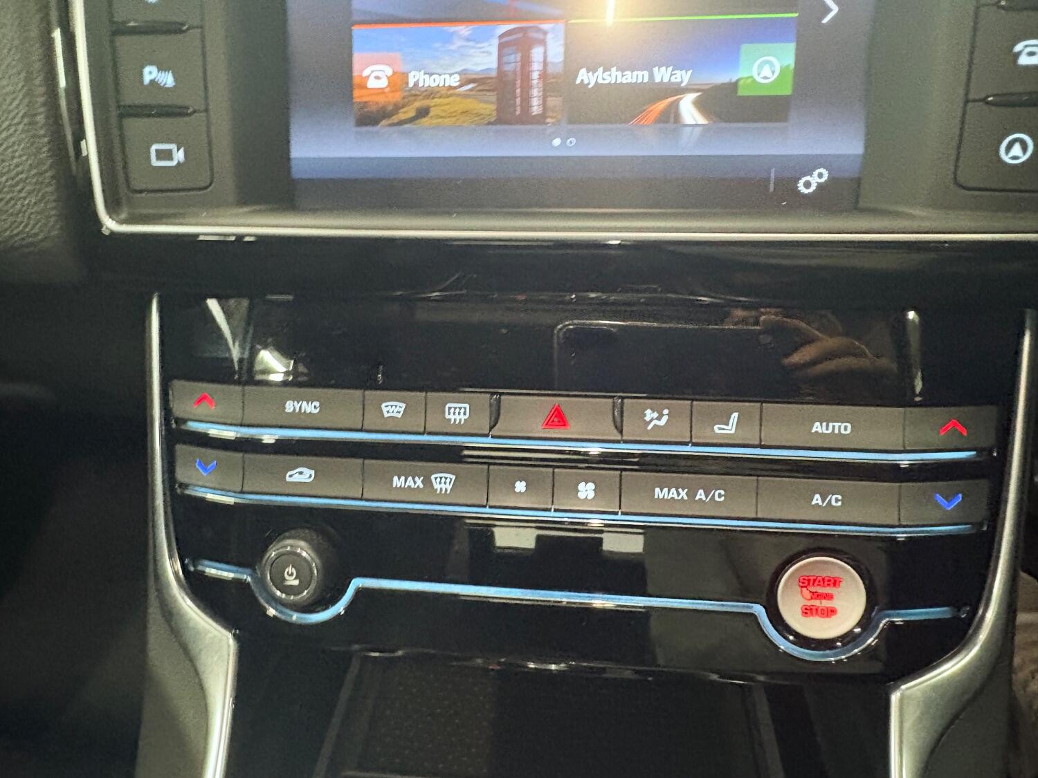 Used Jaguar XE 2017 for sale - 76407495: Photo 67