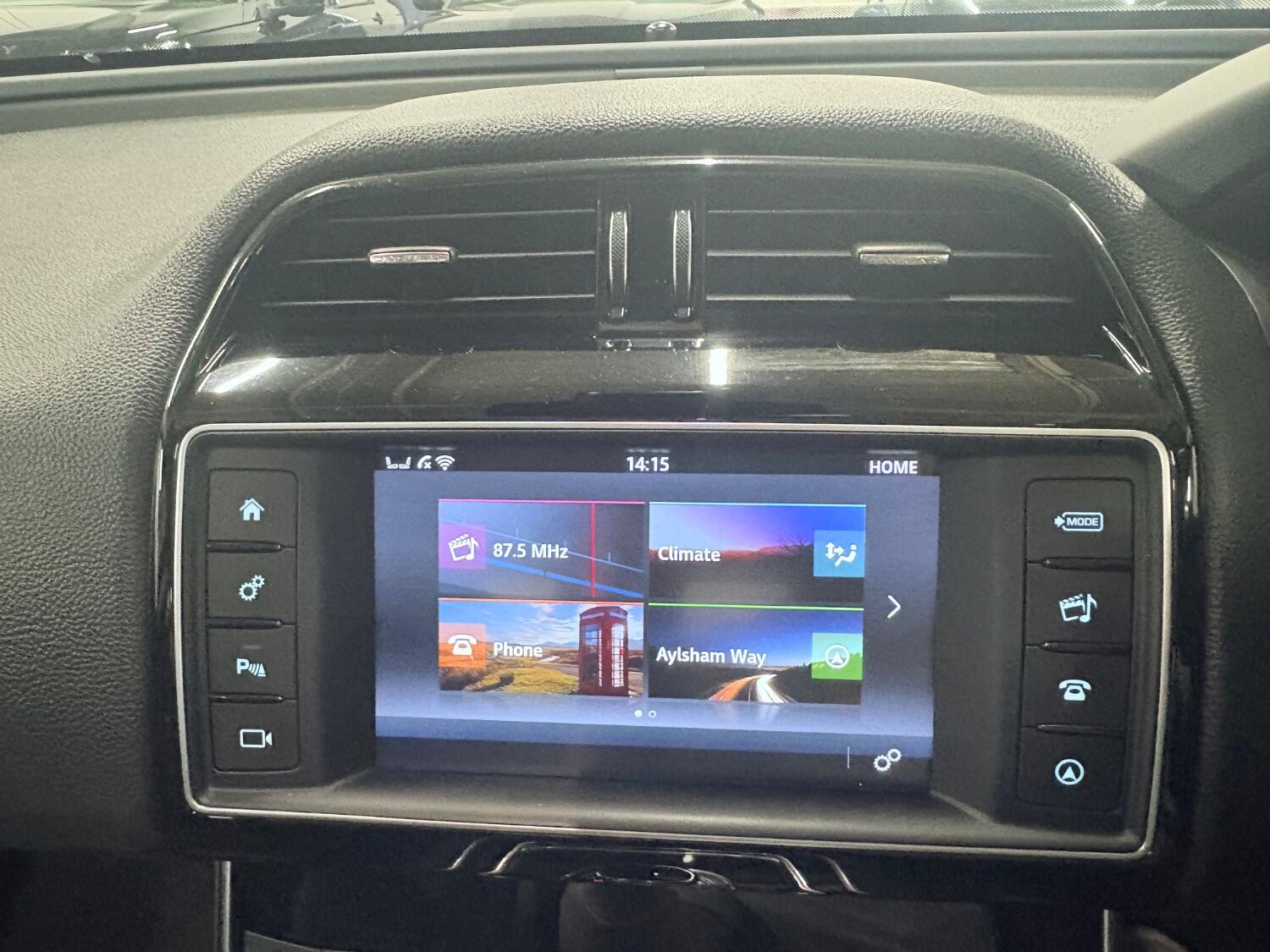 Used Jaguar XE 2017 for sale - 76407495: Photo 68