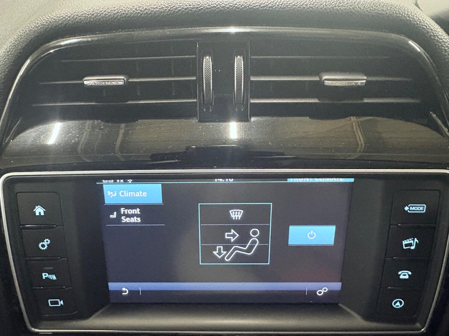 Used Jaguar XE 2017 for sale - 76407495: Photo 77