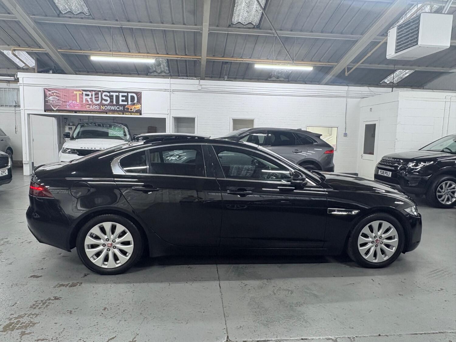 Used Jaguar XE 2017 for sale - 76407495: Photo 8