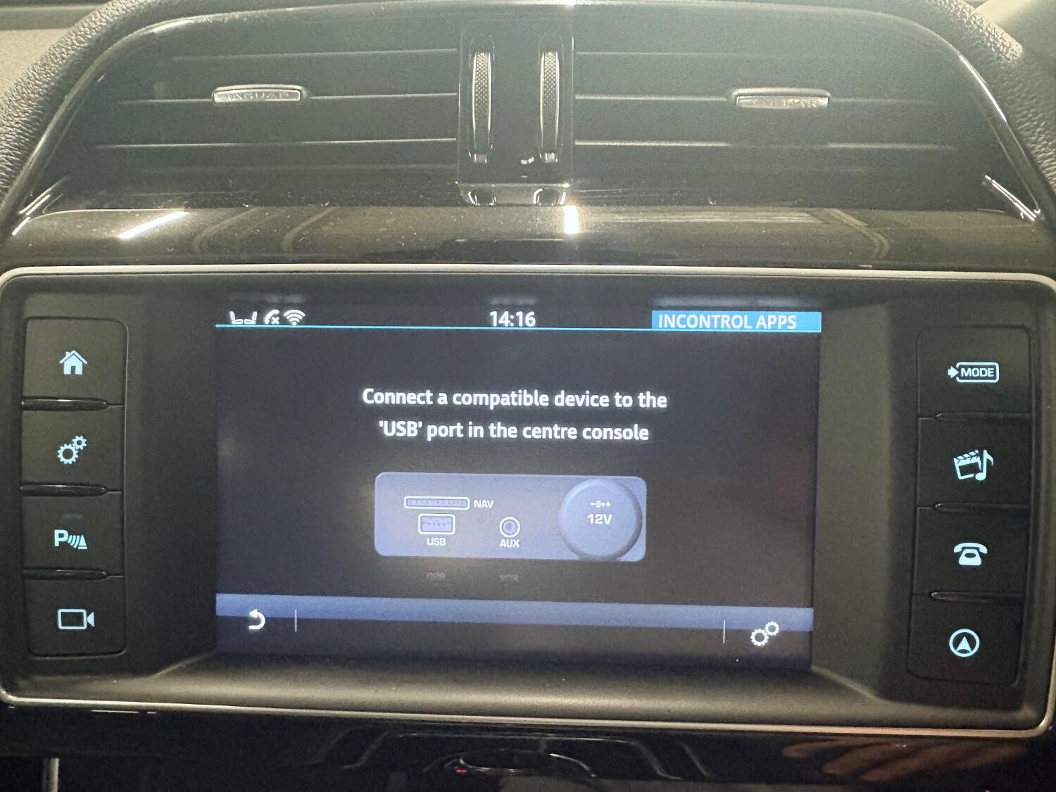 Used Jaguar XE 2017 for sale - 76407495: Photo 81