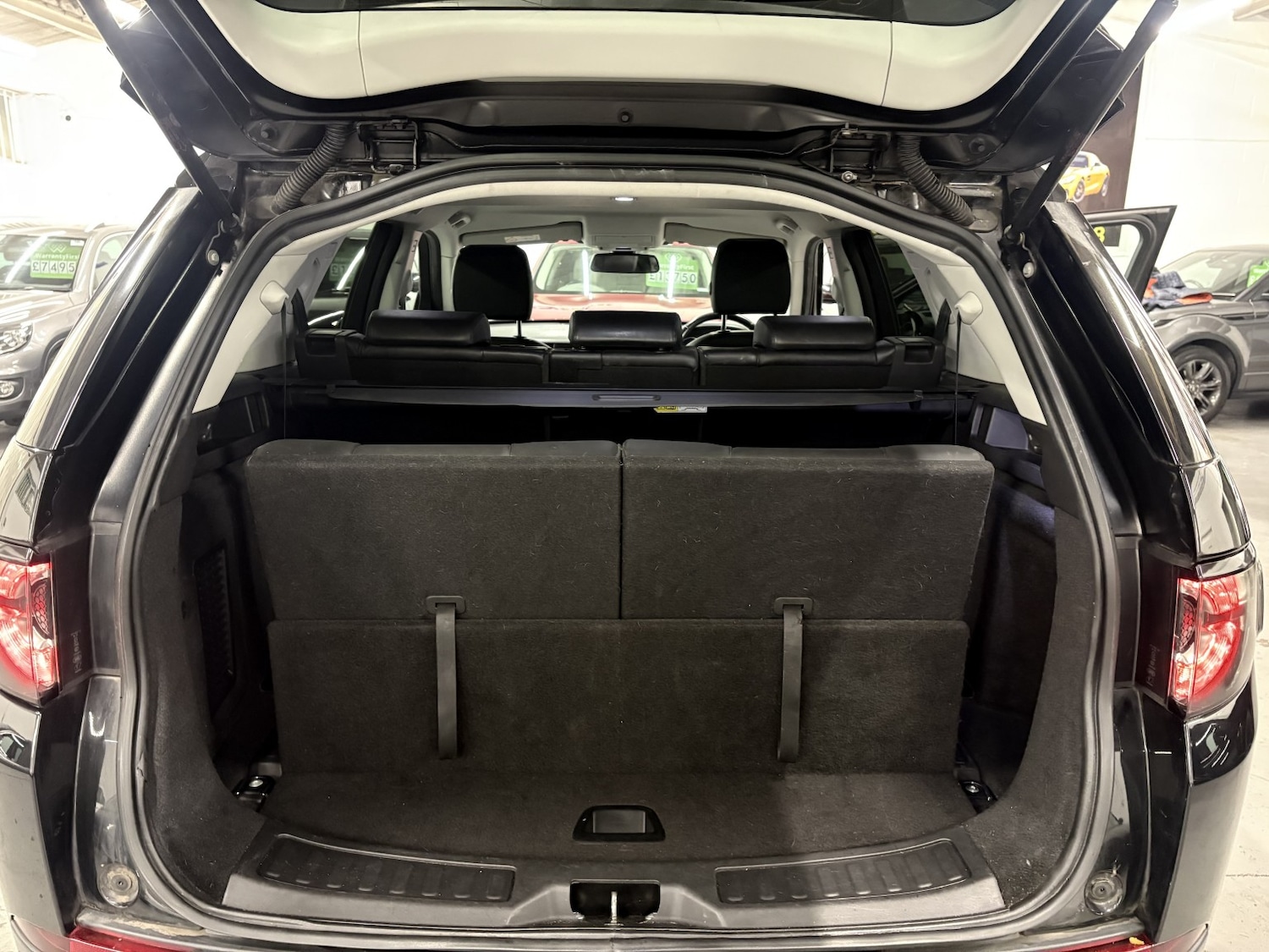 Used Land Rover Discovery Sport 2018 for sale - 76863898: Photo 31